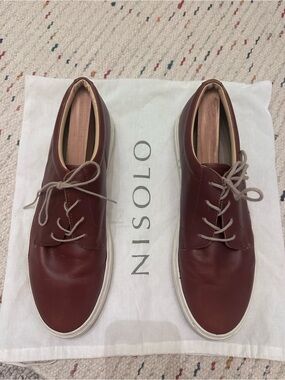 Nisolo Men’s Burgundy Diego Leather Sneakers
